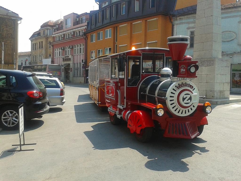 Hostel Pashov Veliko Tarnovo Kültér fotó