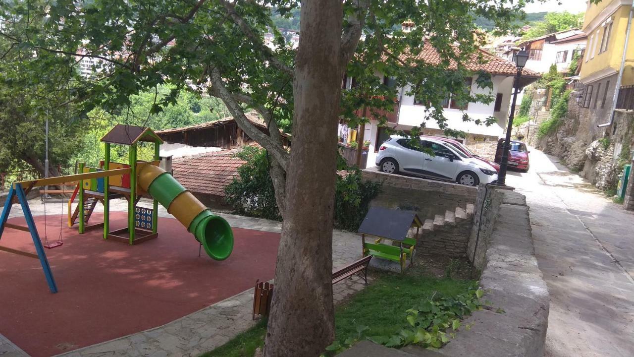 Hostel Pashov Veliko Tarnovo Kültér fotó